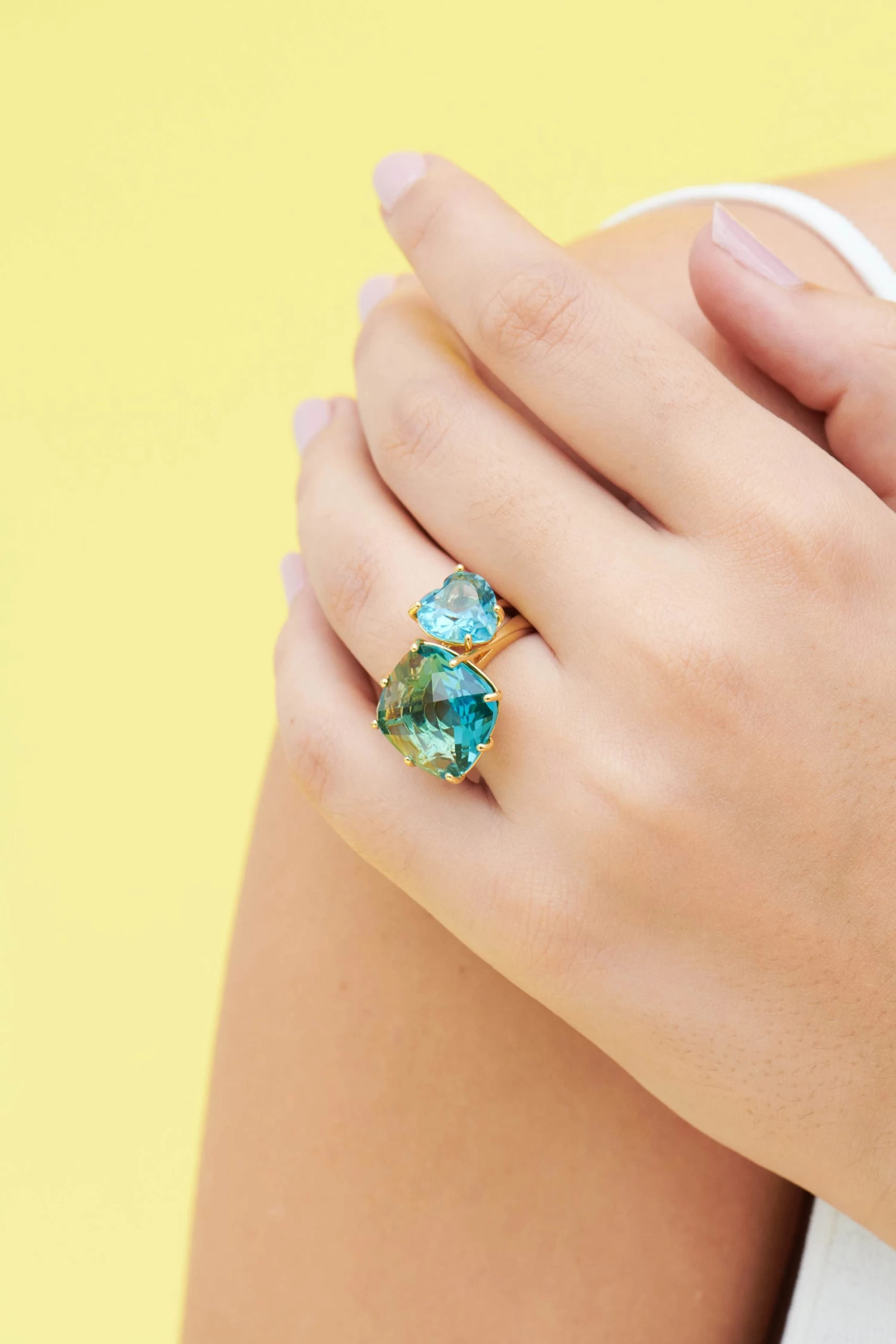 Les Néréides Bague Solitaire Pierre Carrée La Diamantine Acqua Azzura 2 Les Néréides Bague Solitaire Pierre Carrée La Diamantine Acqua Azzura – Image 2