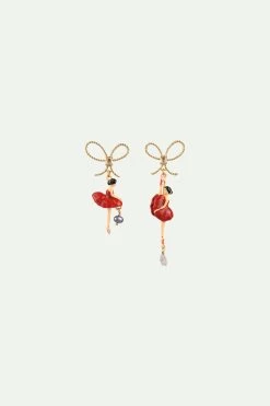 Les Néréides Boucles D'oreilles Asymétriques Ballerine Rouge Et Noeud