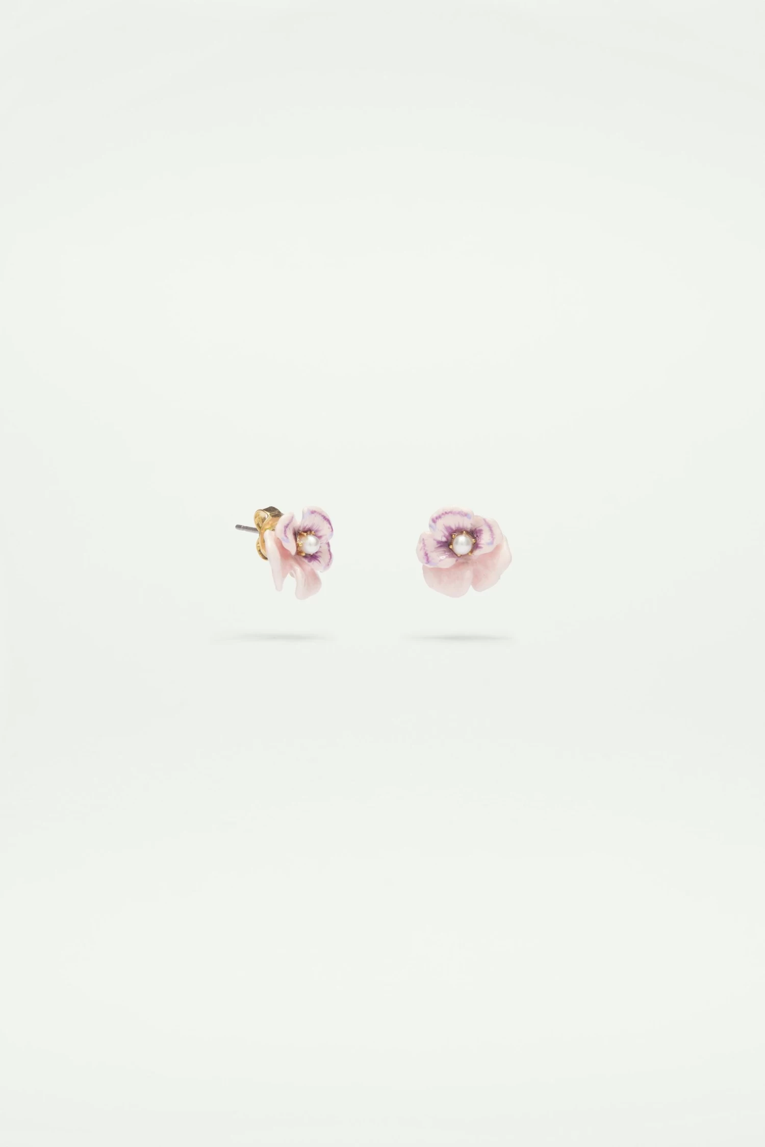 Les Néréides Boucles D'oreilles Pensée Rose Et Perle 2 Les Néréides Boucles D'oreilles Pensée Rose Et Perle – Image 2