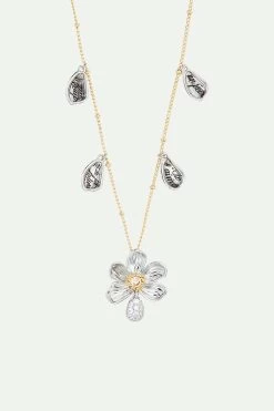 Les Néréides Collier Pendentif Marguerite Et Pétales Gravés