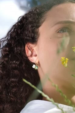 Les Néréides Boucles D'oreilles Dormeuses Parterre De Marguerites -Les Néréides fr e3938f88 f9ba 43c8 9480 e5068311565d