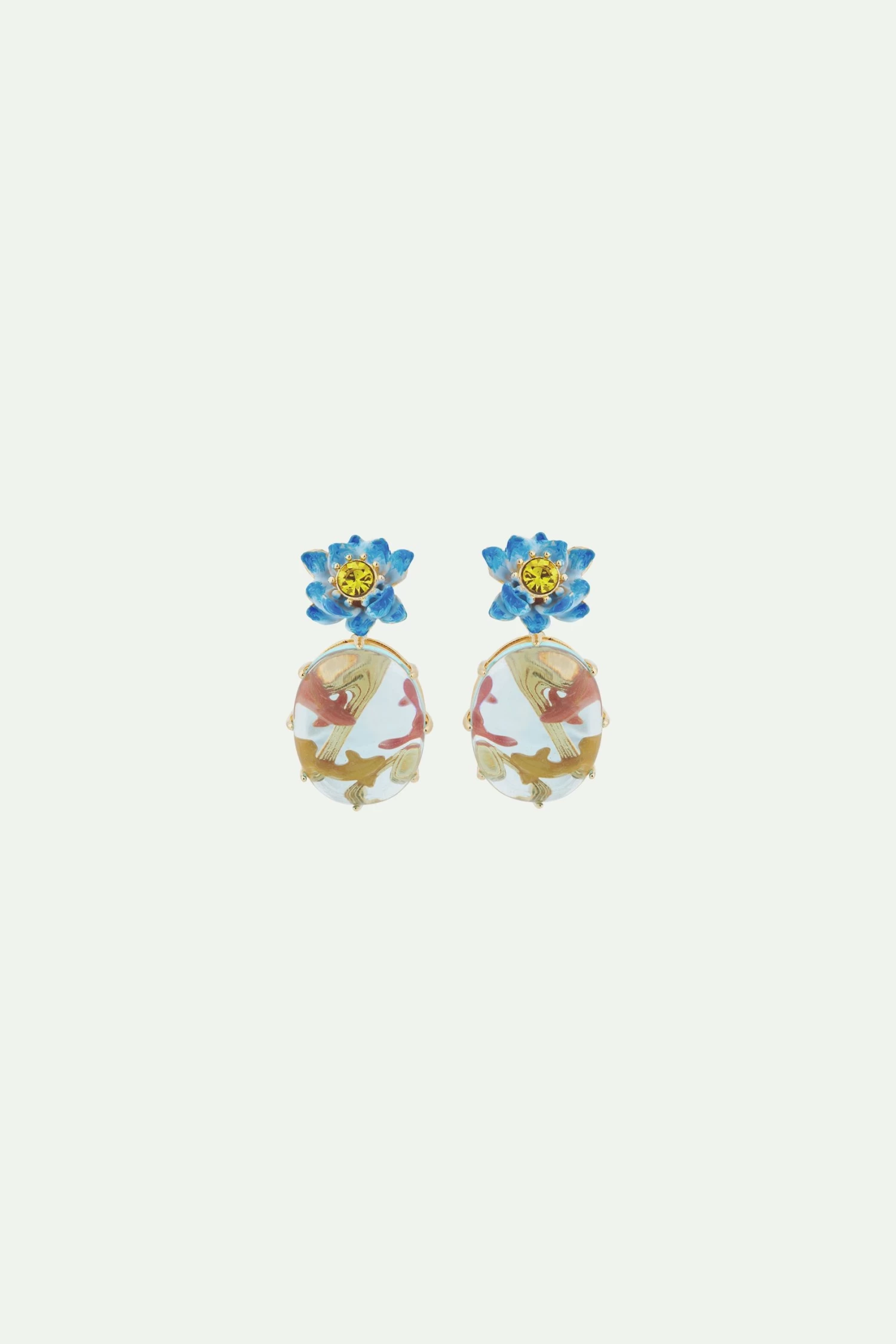 Les Néréides Boucles D'oreilles Tiges Lotus Bleu, Verre Ovale Et Carpes Koï 1 Les Néréides Boucles D'oreilles Tiges Lotus Bleu, Verre Ovale Et Carpes Koï